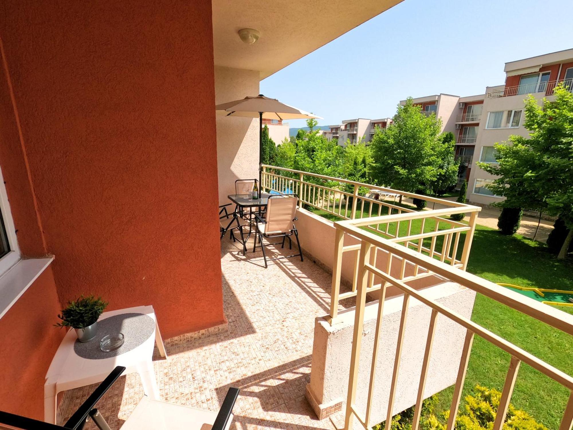Nessebar Fort Club - Prestige Apartments ซันนีบีช ภายนอก รูปภาพ