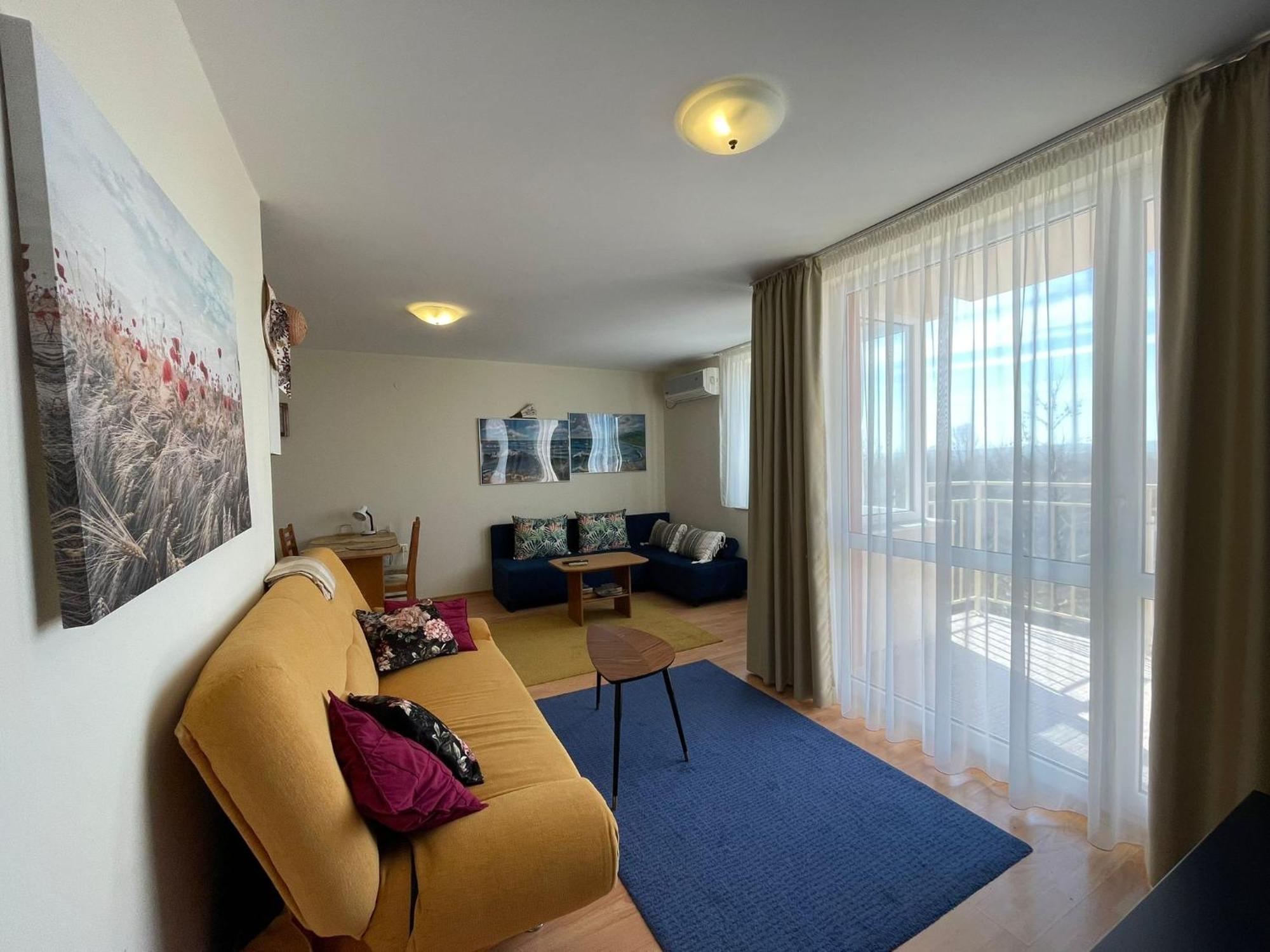 Nessebar Fort Club - Prestige Apartments ซันนีบีช ภายนอก รูปภาพ