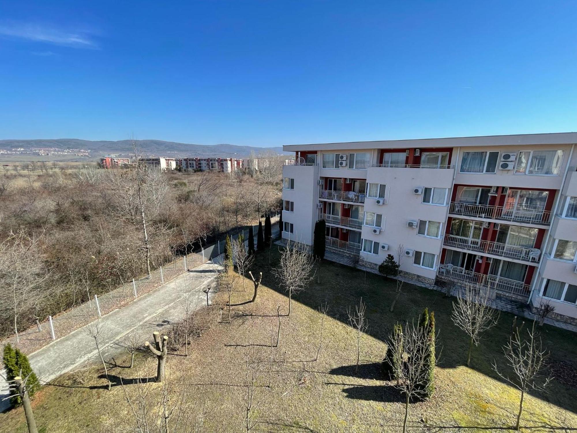 Nessebar Fort Club - Prestige Apartments ซันนีบีช ภายนอก รูปภาพ